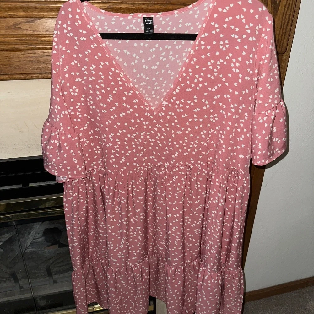 Dress - Picture 1 of 2